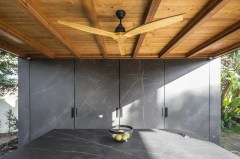 Porcelanosa Calacatta Green Xlight